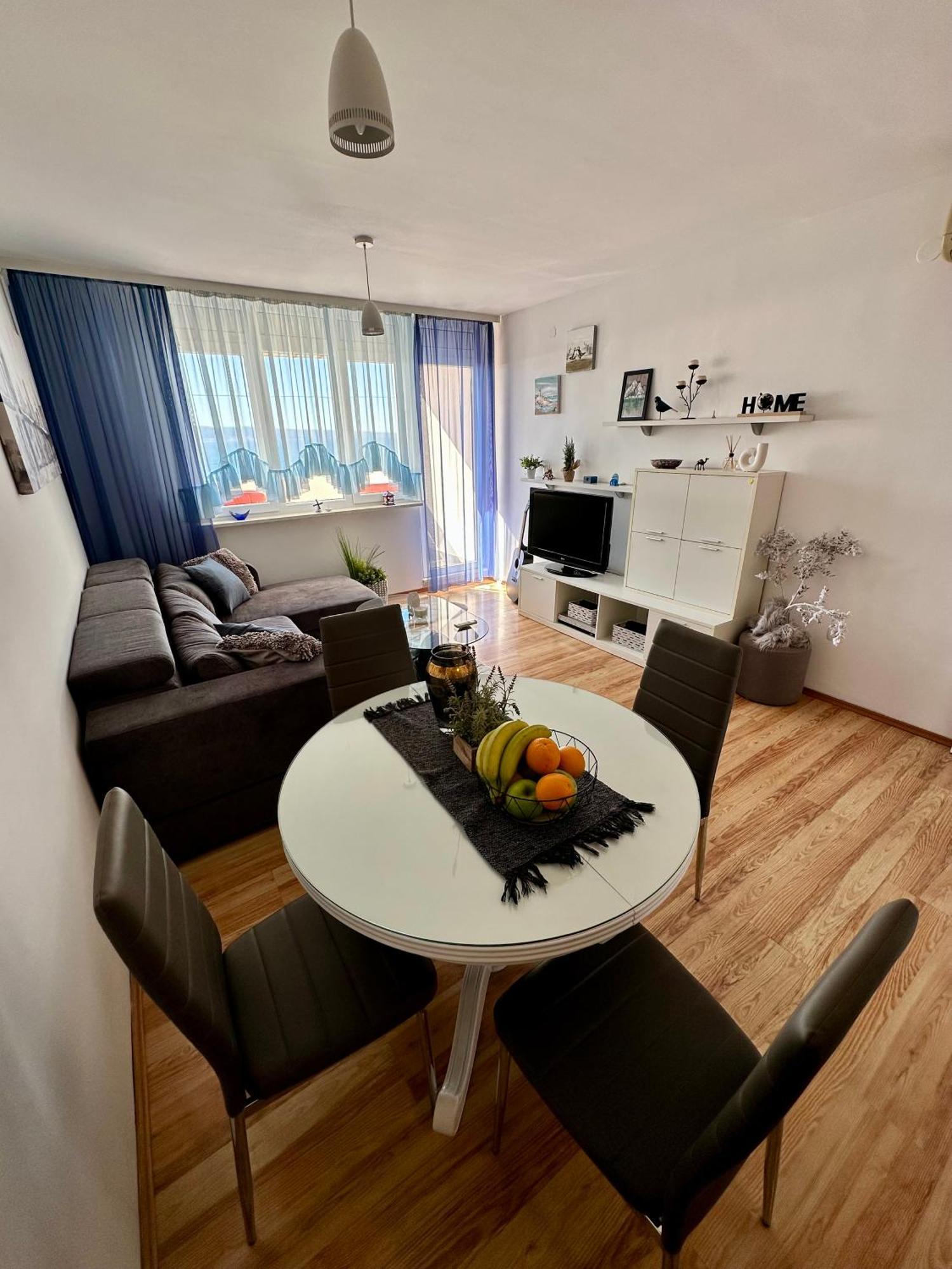 Summer Sky Gordana Apartment ドゥギ・ラット エクステリア 写真