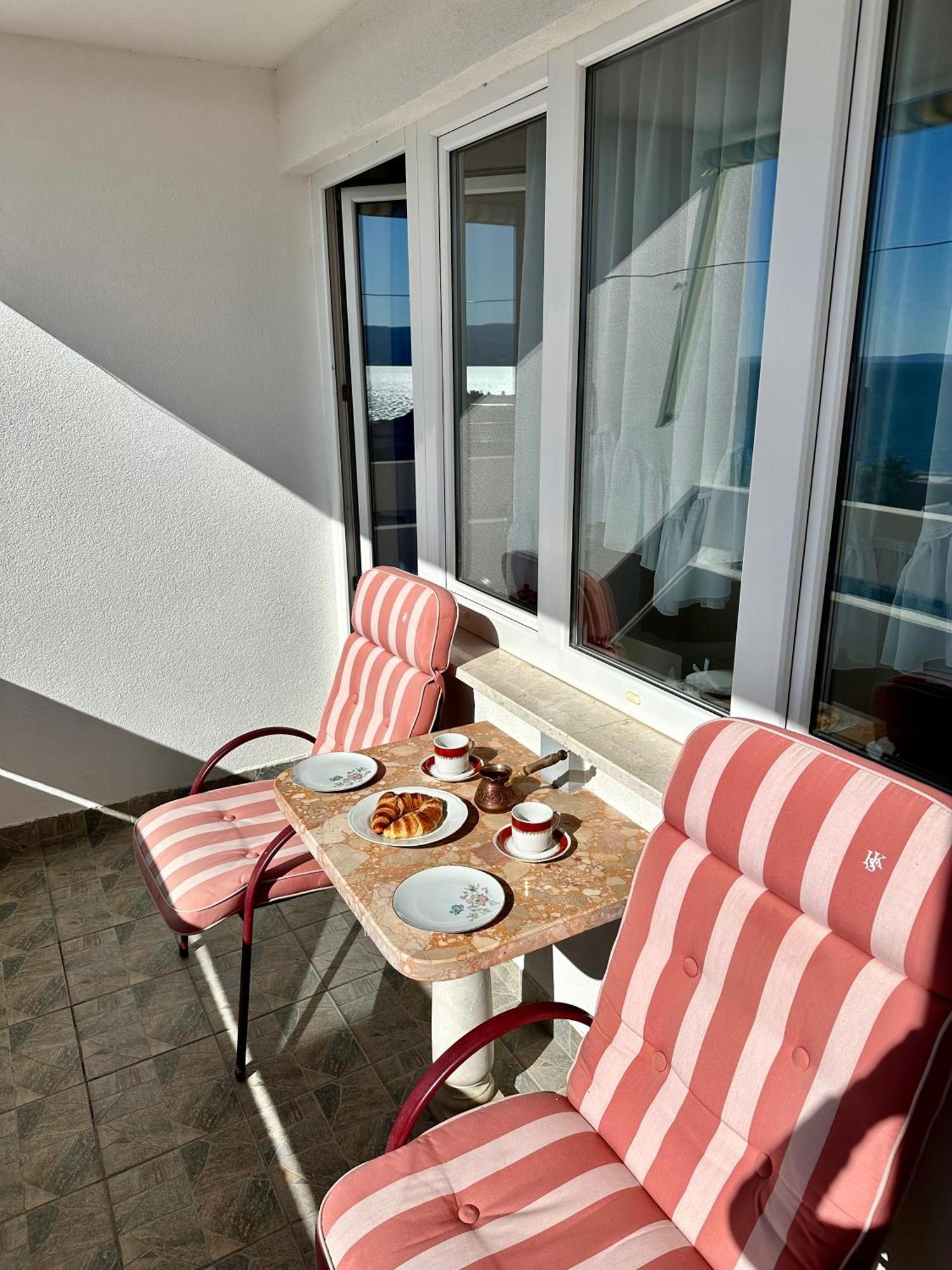Summer Sky Gordana Apartment ドゥギ・ラット エクステリア 写真