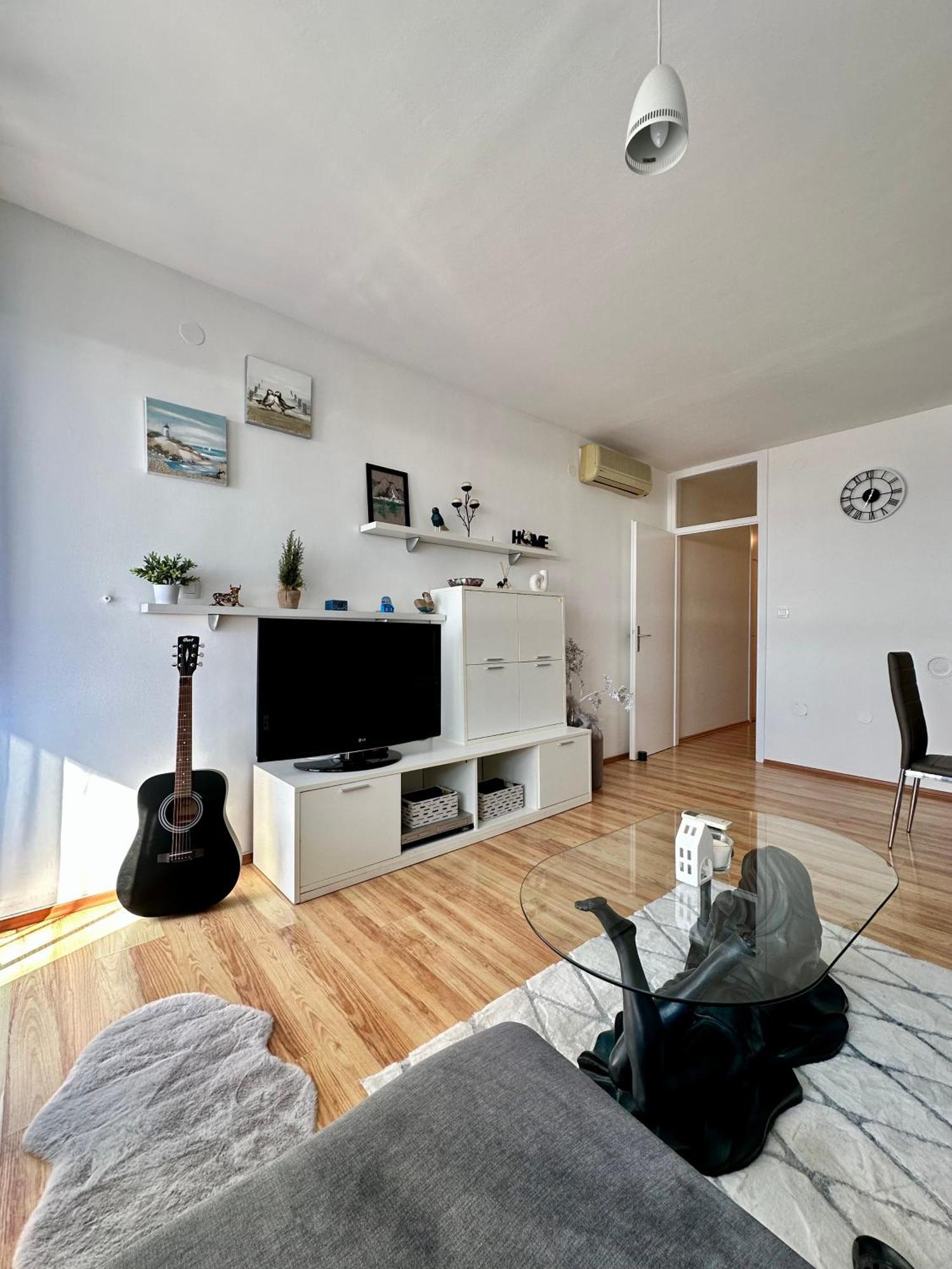Summer Sky Gordana Apartment ドゥギ・ラット エクステリア 写真