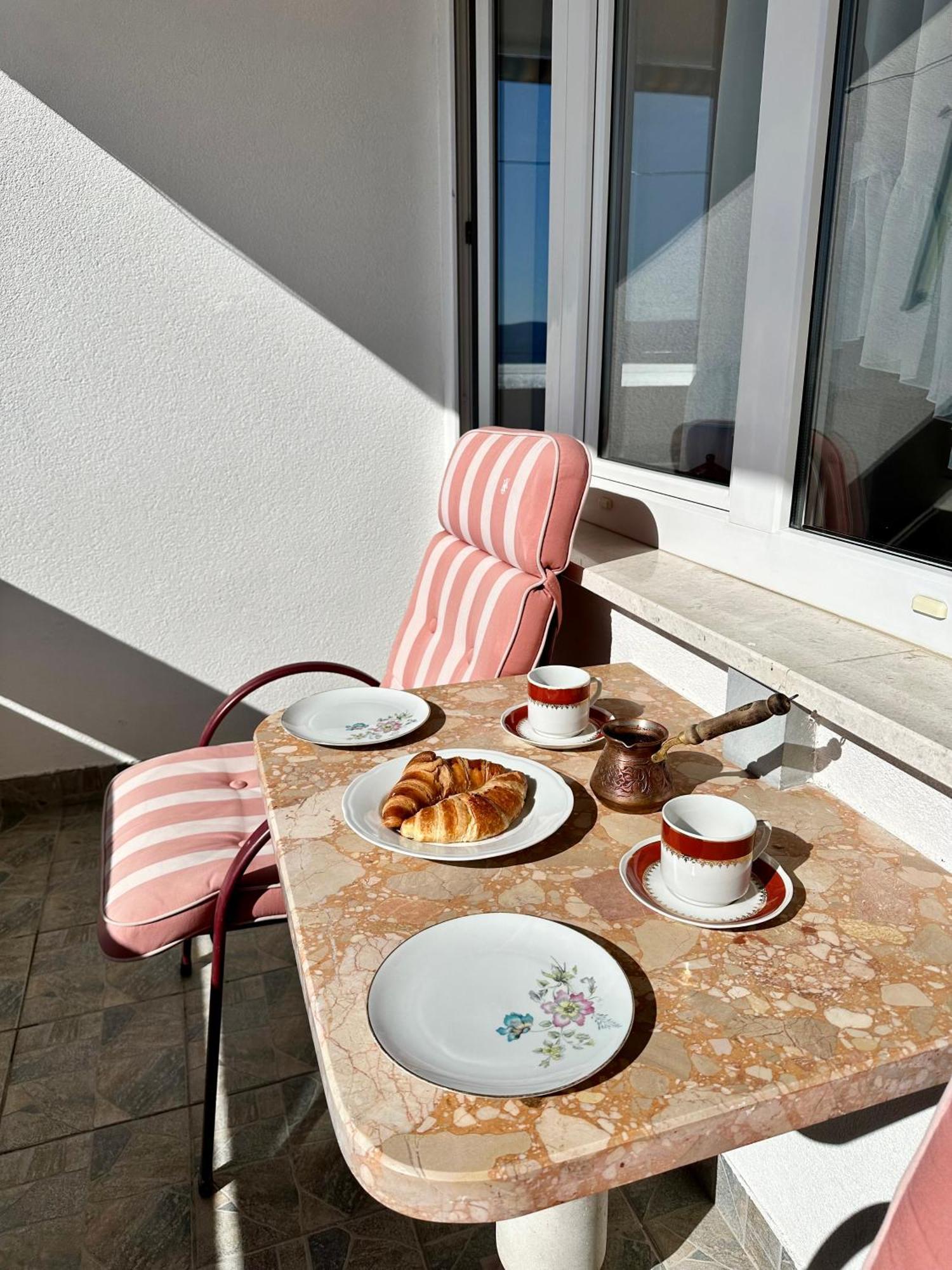 Summer Sky Gordana Apartment ドゥギ・ラット エクステリア 写真