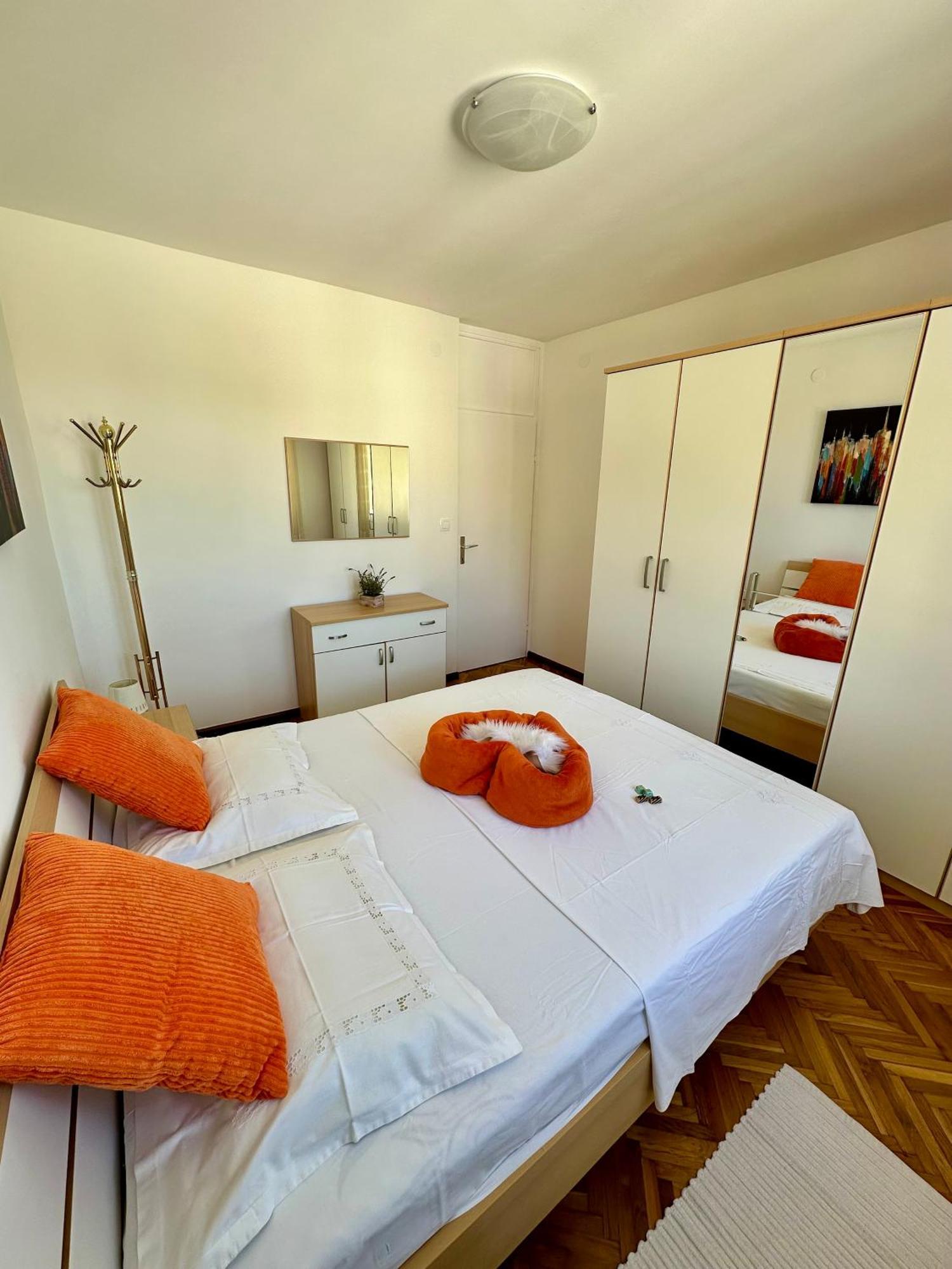 Summer Sky Gordana Apartment ドゥギ・ラット エクステリア 写真